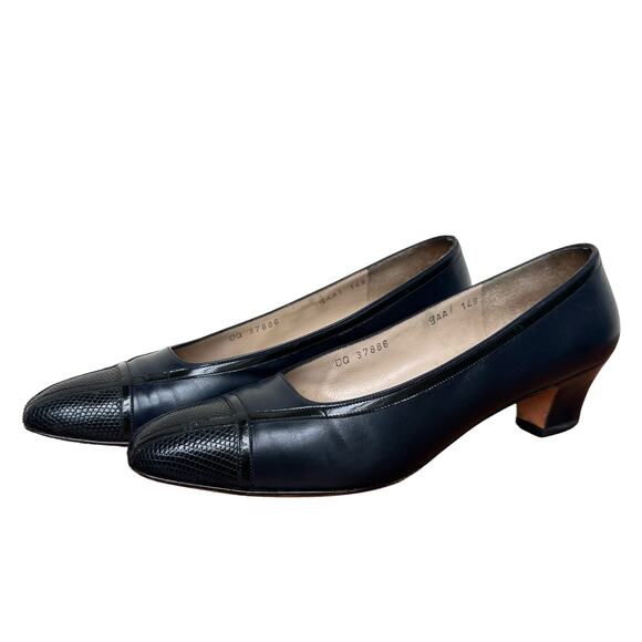 Salvatore Ferragamo Vintage Blue and Black Leather Heels Size 9 - Picture 1 of 7